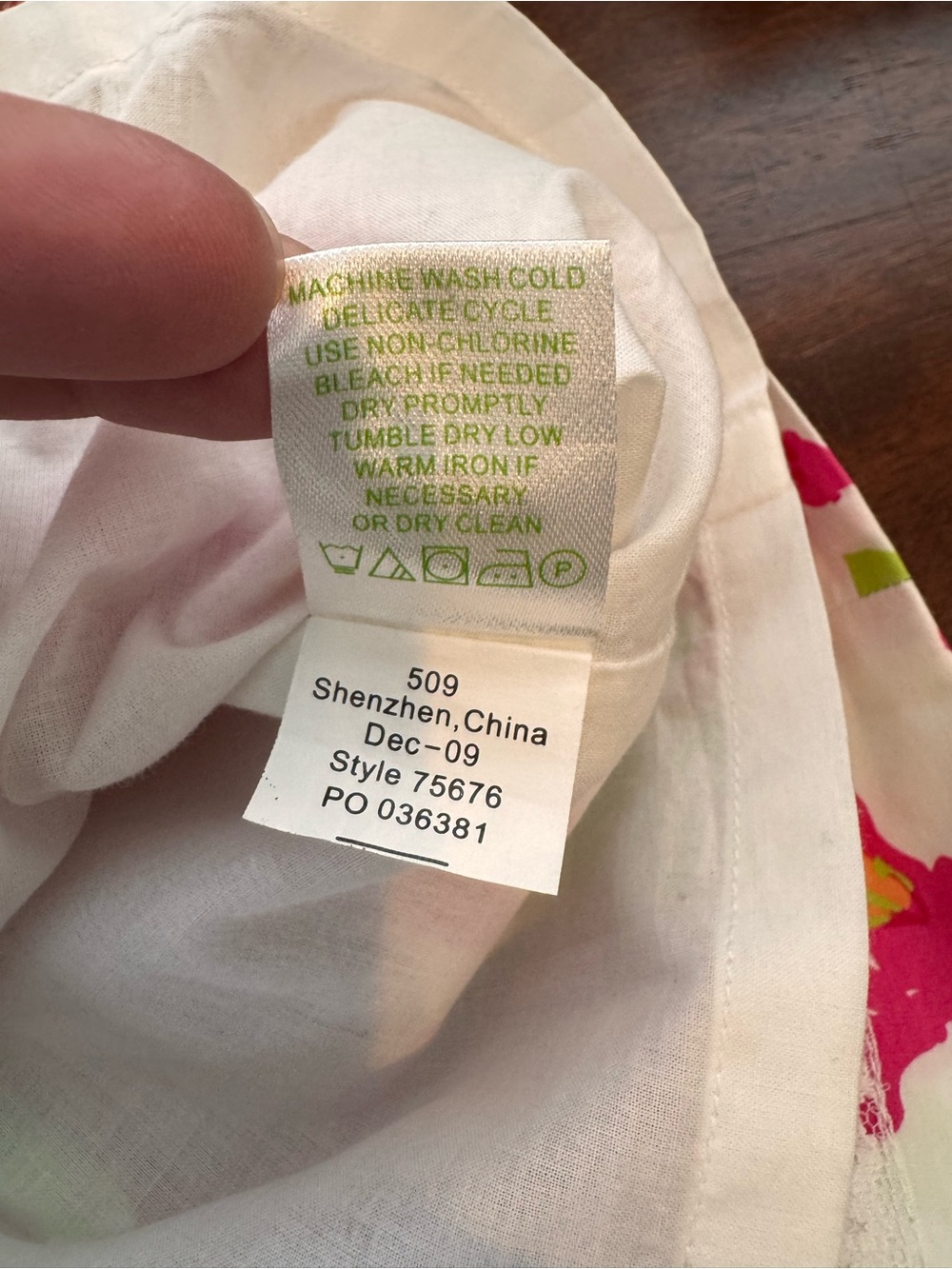 Lilly Pulitzer Vibrant Floral Shift Dress Size 4 - Picture 8 of 8